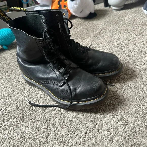 Doc Marten’s 6” Black Leather Lace-Up Boots - Picture 2 of 10